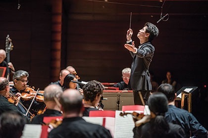 Kensho Watanabe conducting