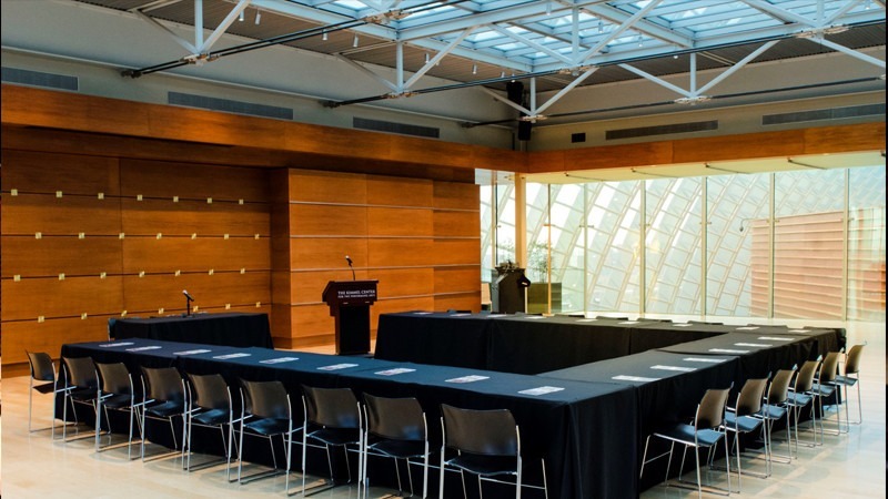 Hamilton Garden is an enormous venue that is an ideal meeting room for conferences and presentations.